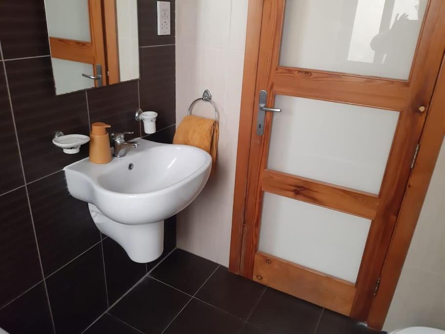 Lovely Two Bedroom Apartment St. Paul's Bay Exteriör bild